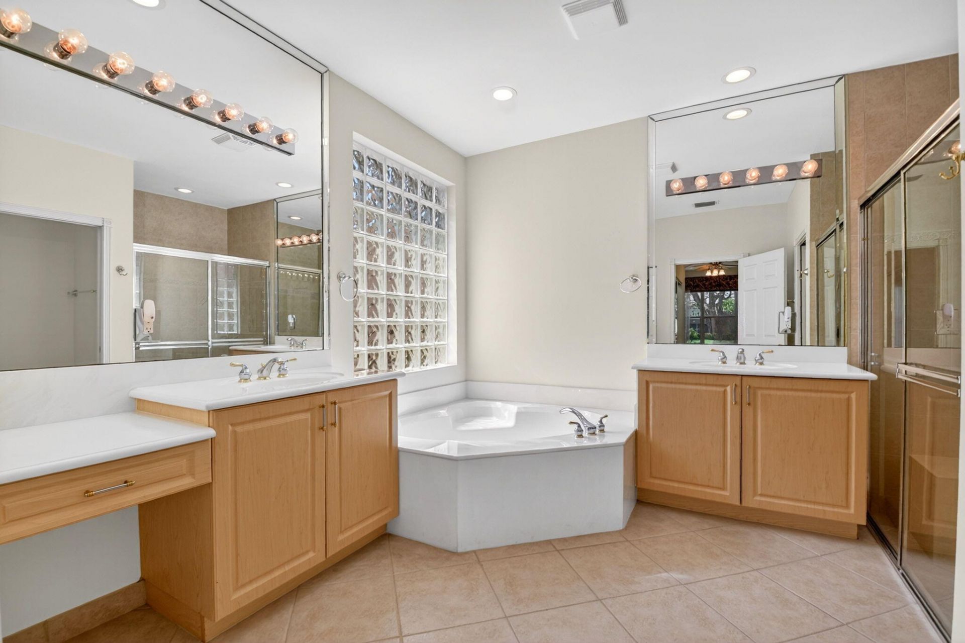 8198 Azure Coast Boulevard, Lake Worth, FL 33467 Photo