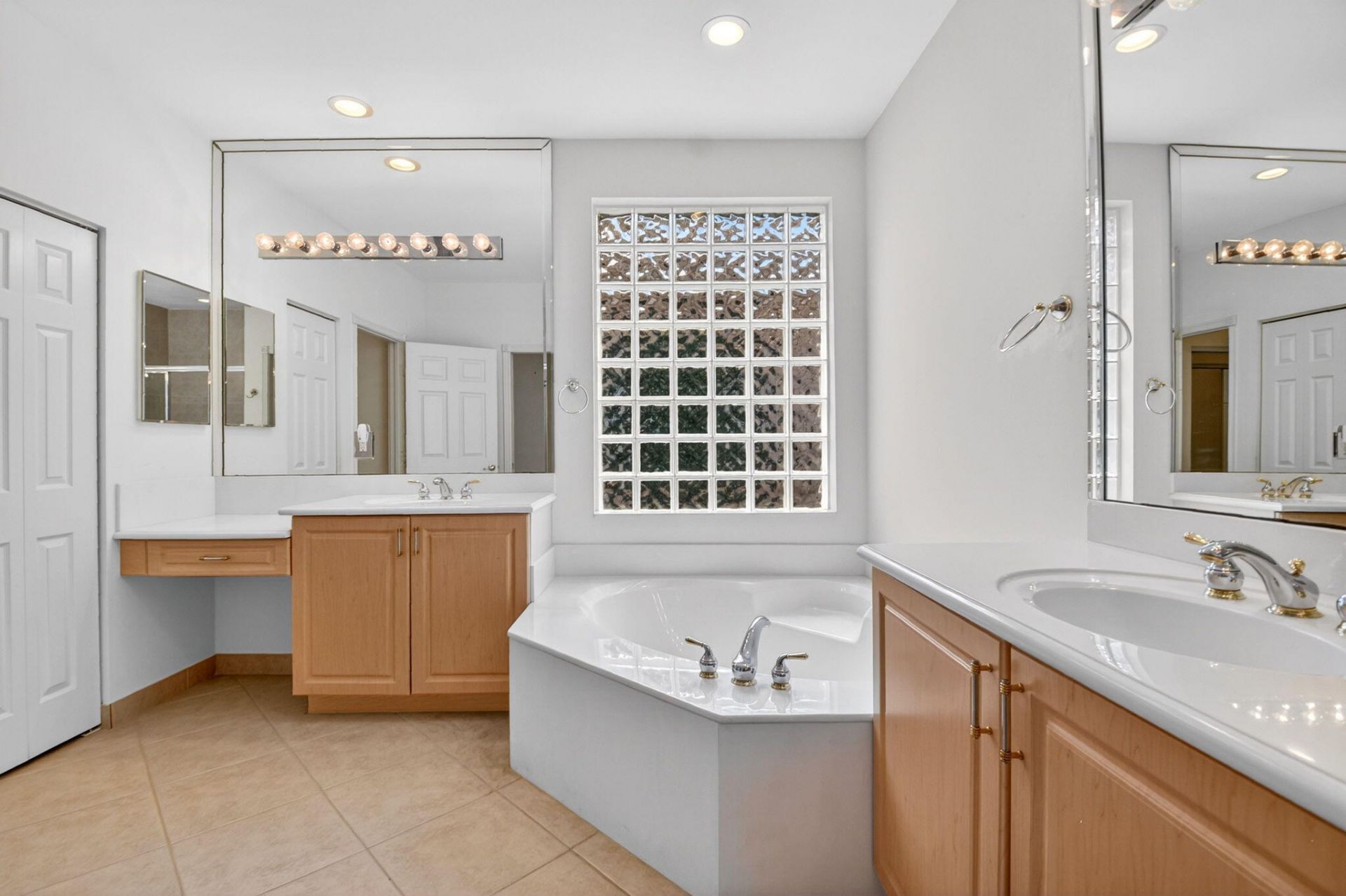 8198 Azure Coast Boulevard, Lake Worth, FL 33467 Photo