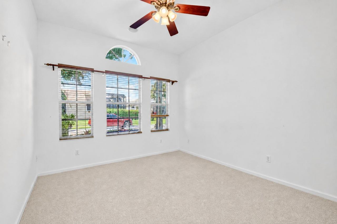 8198 Azure Coast Boulevard, Lake Worth, FL 33467 Photo