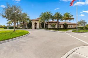 599 SE Villandry Way, Port Saint Lucie, FL 34984 Photo