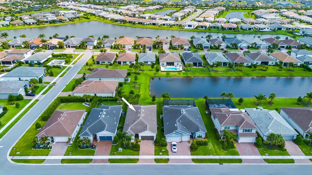 599 SE Villandry Way, Port Saint Lucie, FL 34984 Photo