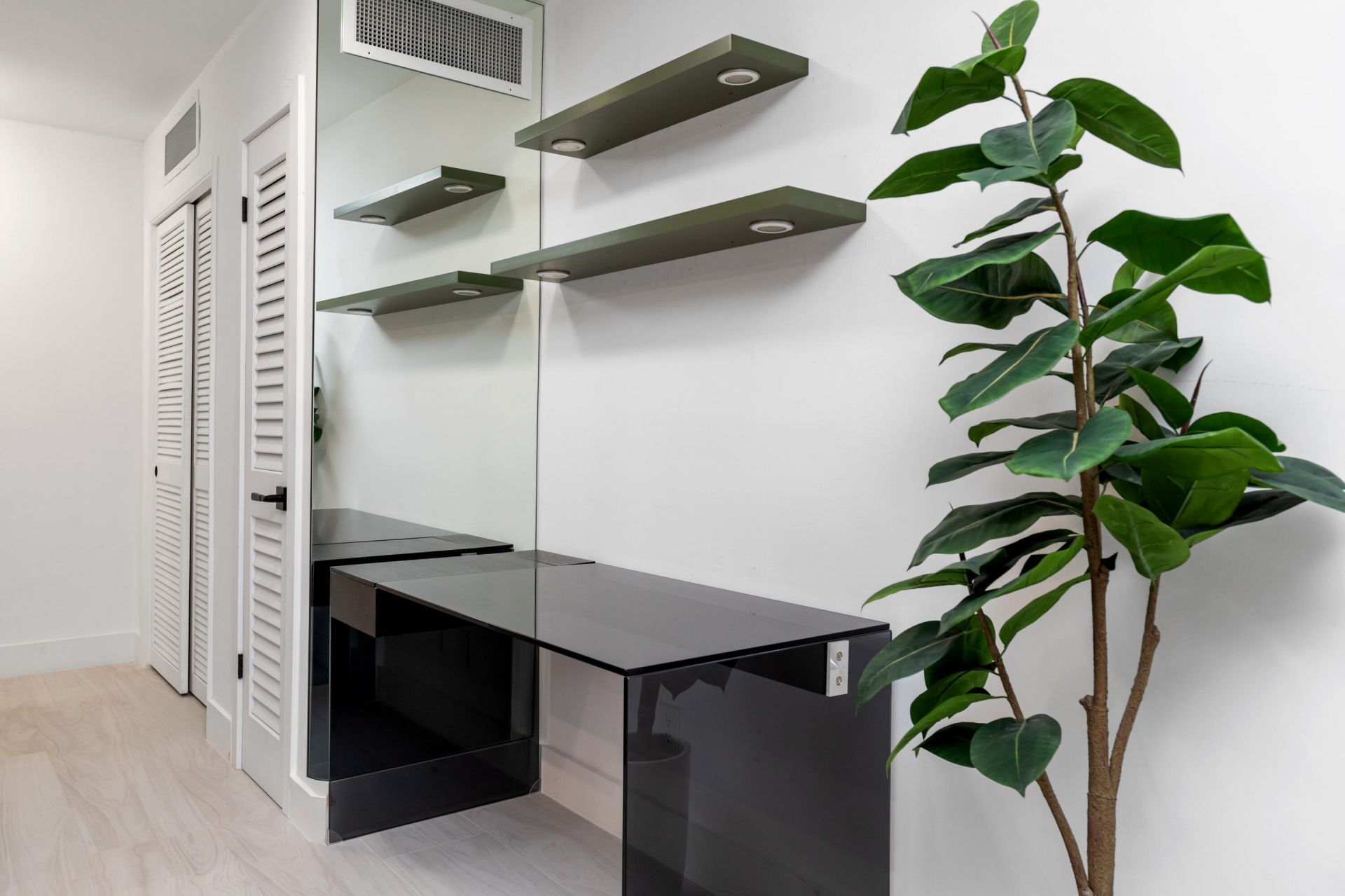 5203 NE 24th Terrace, Unit B210, Fort Lauderdale, FL 33308 Photo