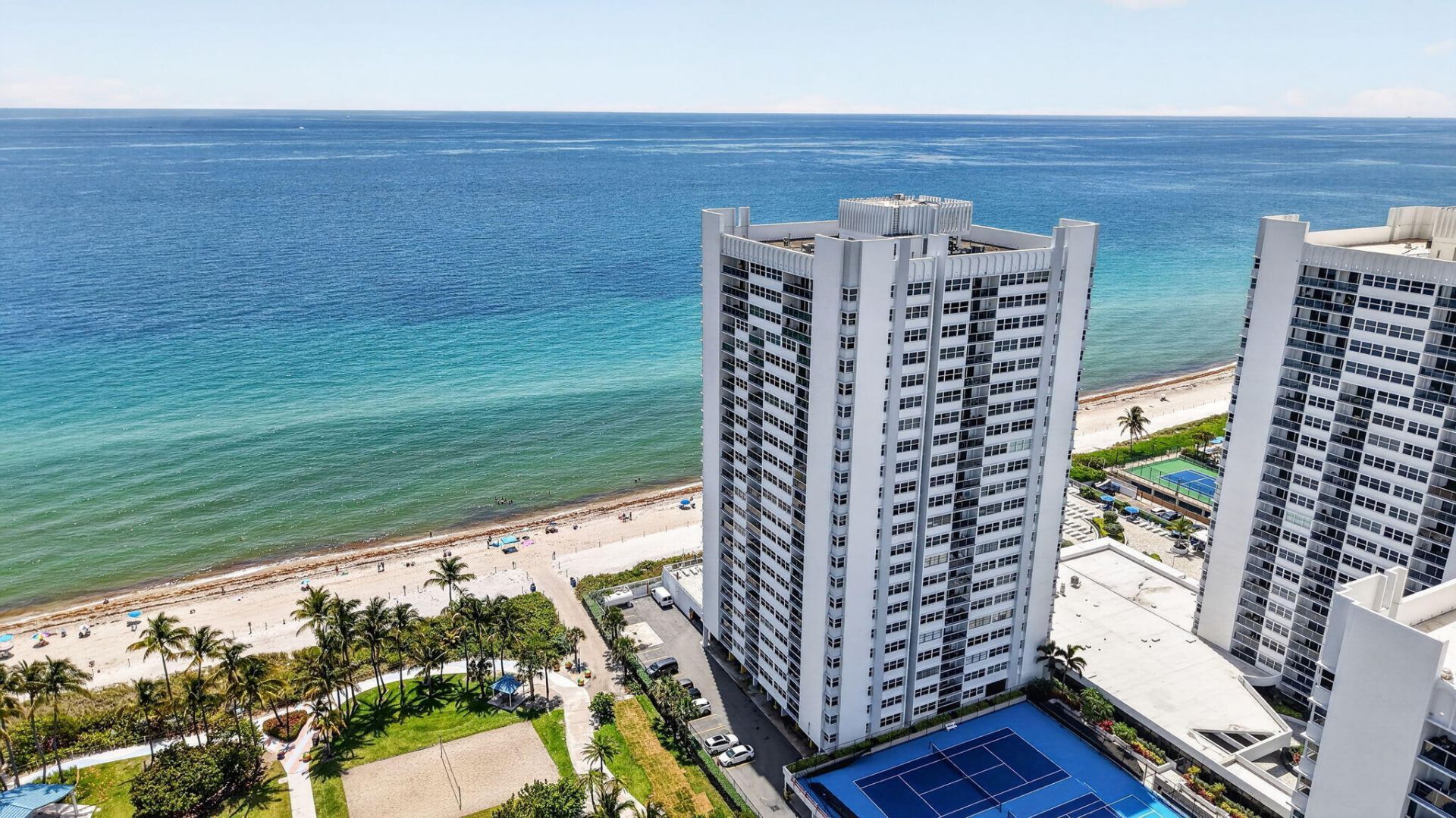 1890 S Ocean Drive, Unit 2103, Hallandale Beach, FL 33009 Photo