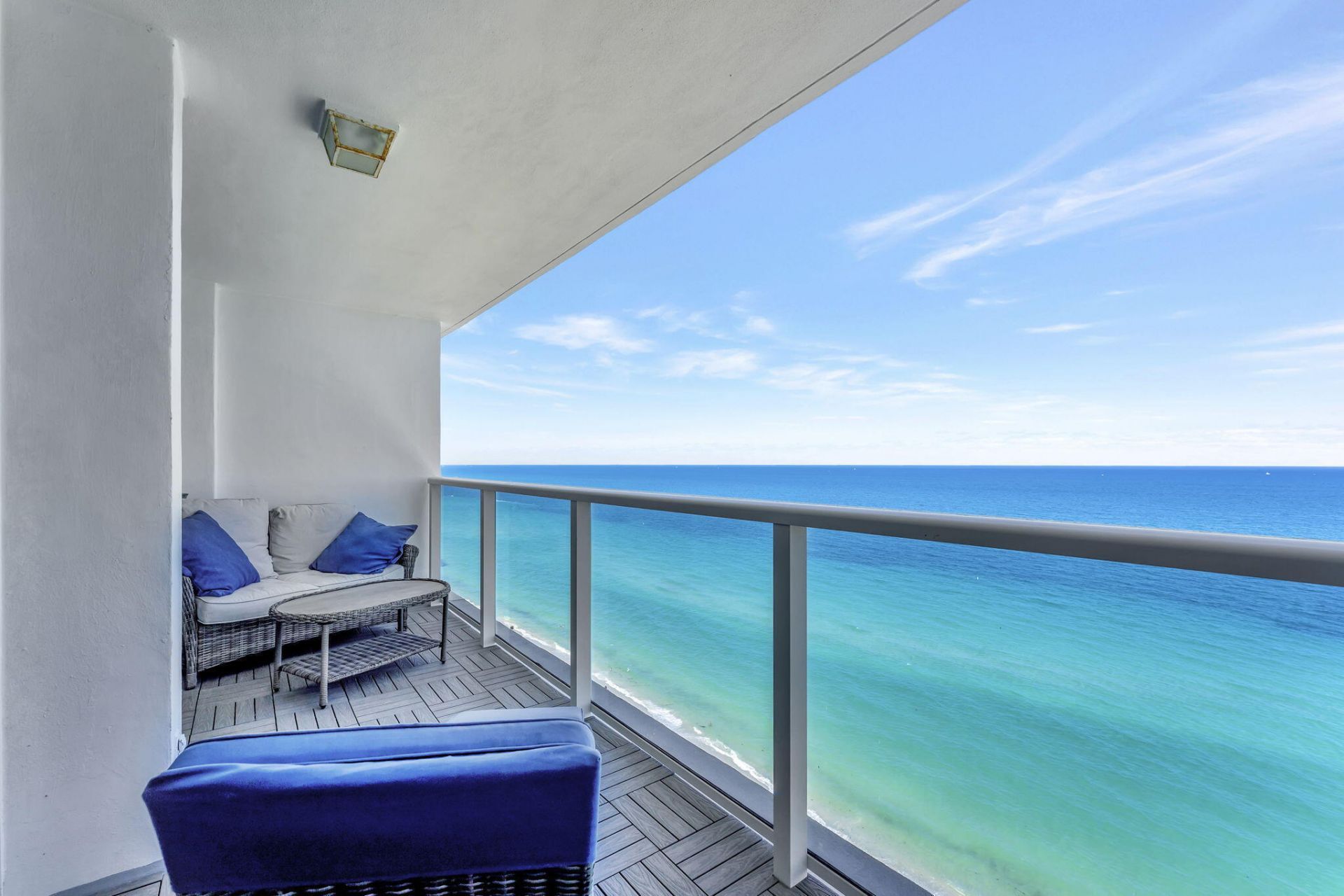 1890 S Ocean Drive, Unit 2103, Hallandale Beach, FL 33009 Photo
