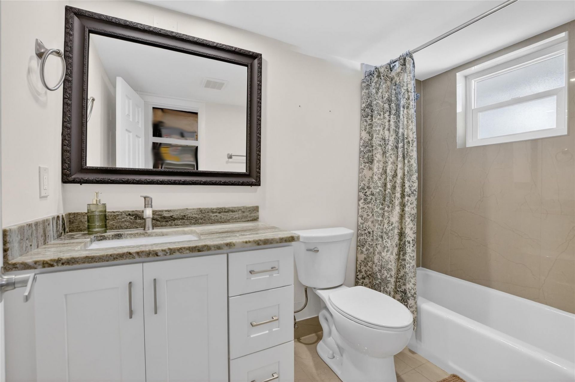 322 N Federal Highway, Unit 240, Deerfield Beach, FL 33441 Photo