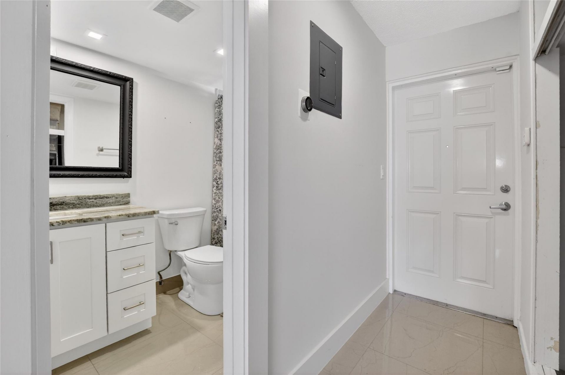 322 N Federal Highway, Unit 240, Deerfield Beach, FL 33441 Photo