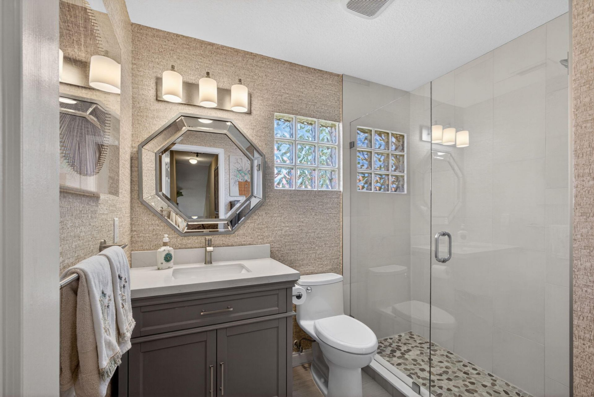 5137 Elpine Way, Riviera Beach, FL 33418 Photo