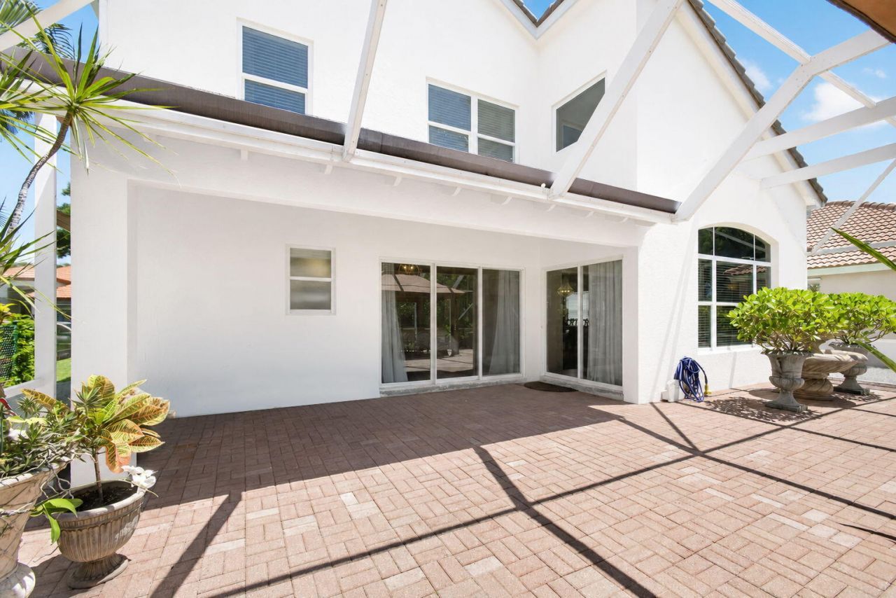 5137 Elpine Way, Riviera Beach, FL 33418 Photo