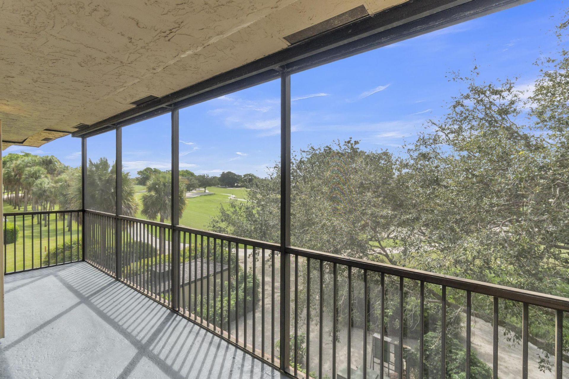 200 W Jacaranda Country Club Drive, Unit 3c, Plantation, FL 33324 Photo