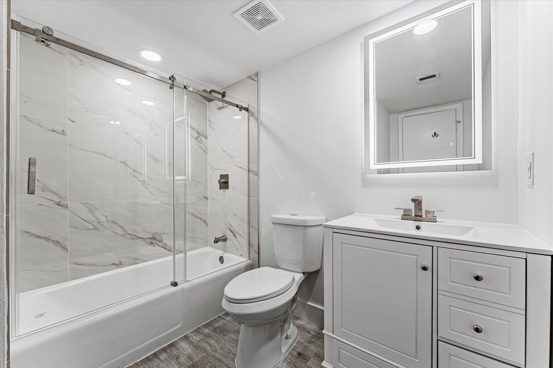 200 W Jacaranda Country Club Drive, Unit 3c, Plantation, FL 33324 Photo
