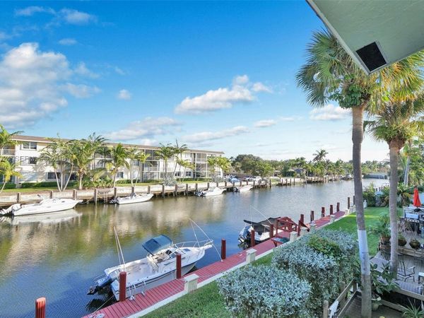 2113 NE 44th Street, Unit 7, Lighthouse Point, FL 33064