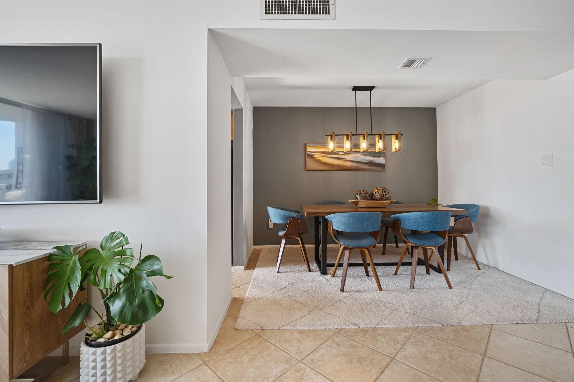 18021 Biscayne Boulevard, Unit 504, Aventura, FL 33160 Photo