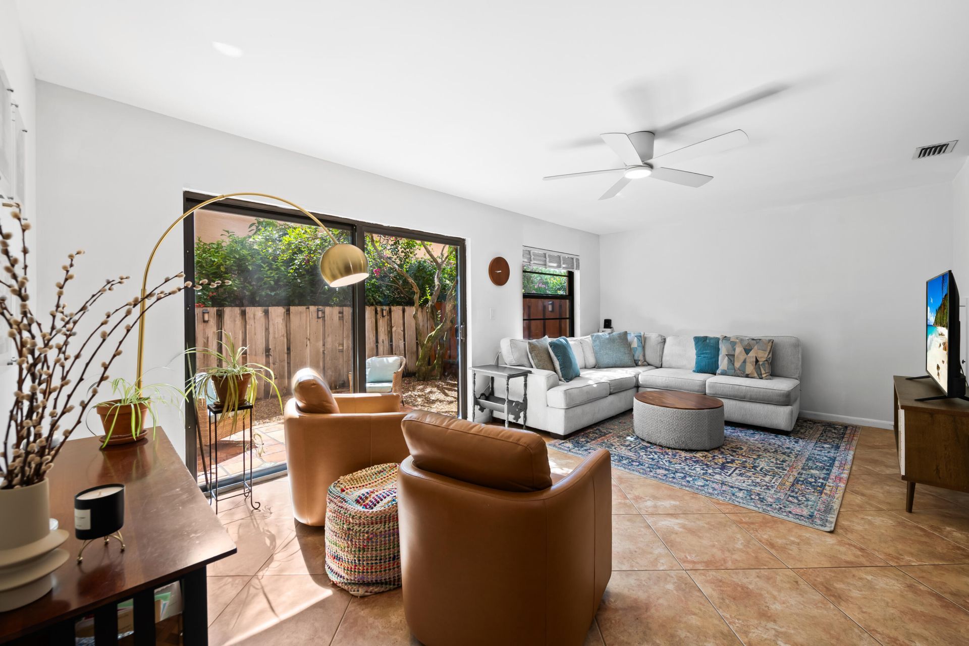 201 NE 16th Place, Unit 104, Fort Lauderdale, FL 33305 Photo
