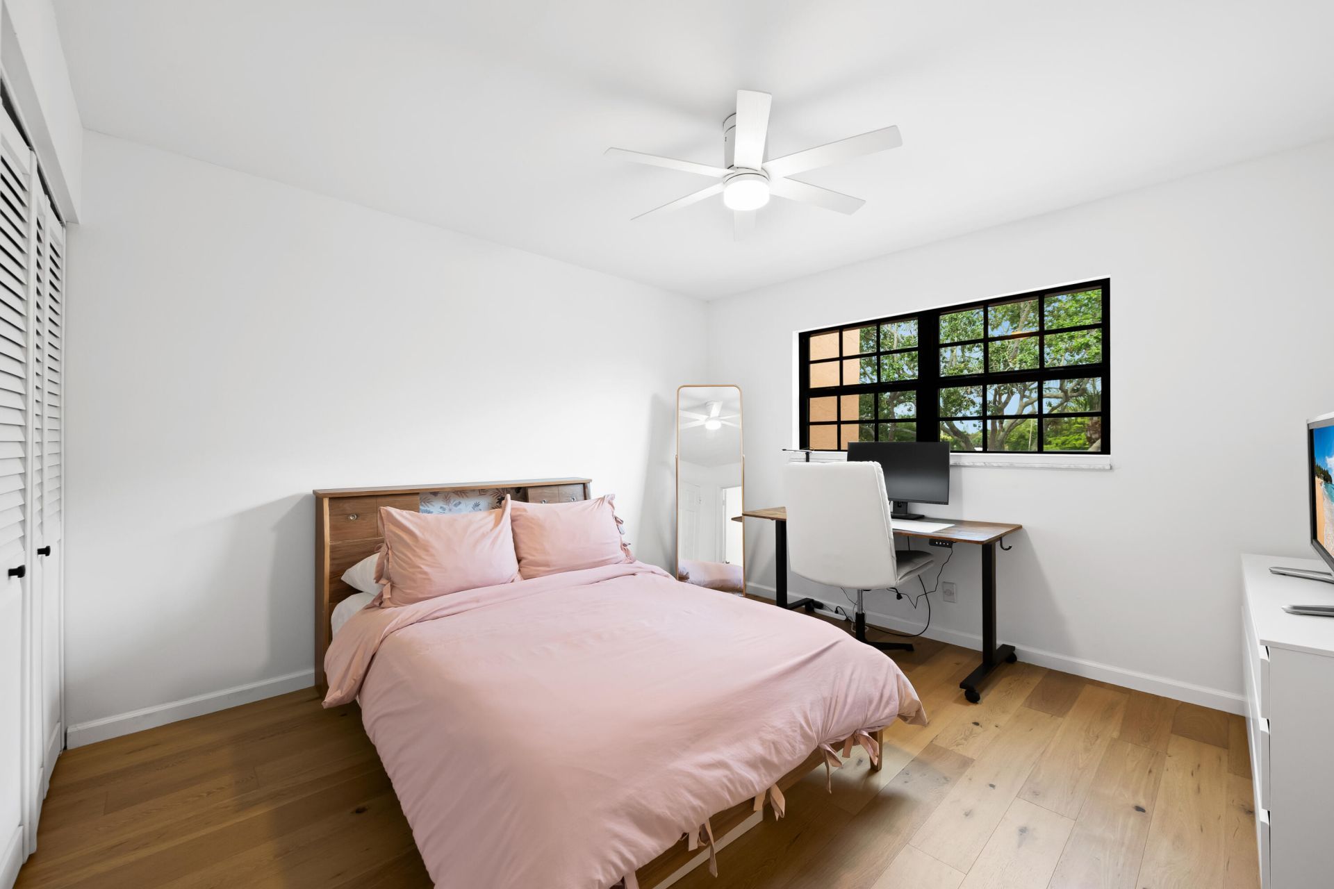 201 NE 16th Place, Unit 104, Fort Lauderdale, FL 33305 Photo