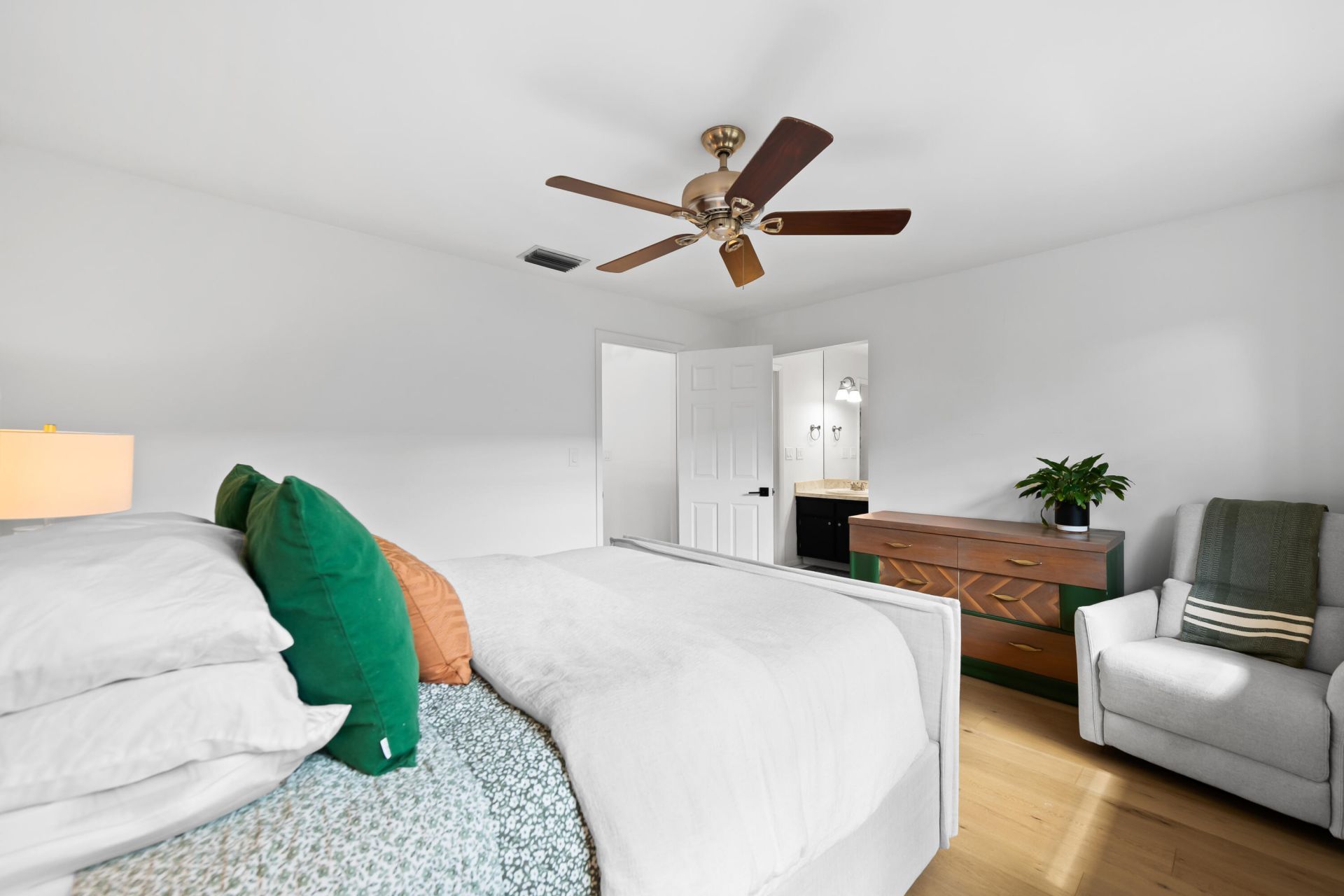 201 NE 16th Place, Unit 104, Fort Lauderdale, FL 33305 Photo