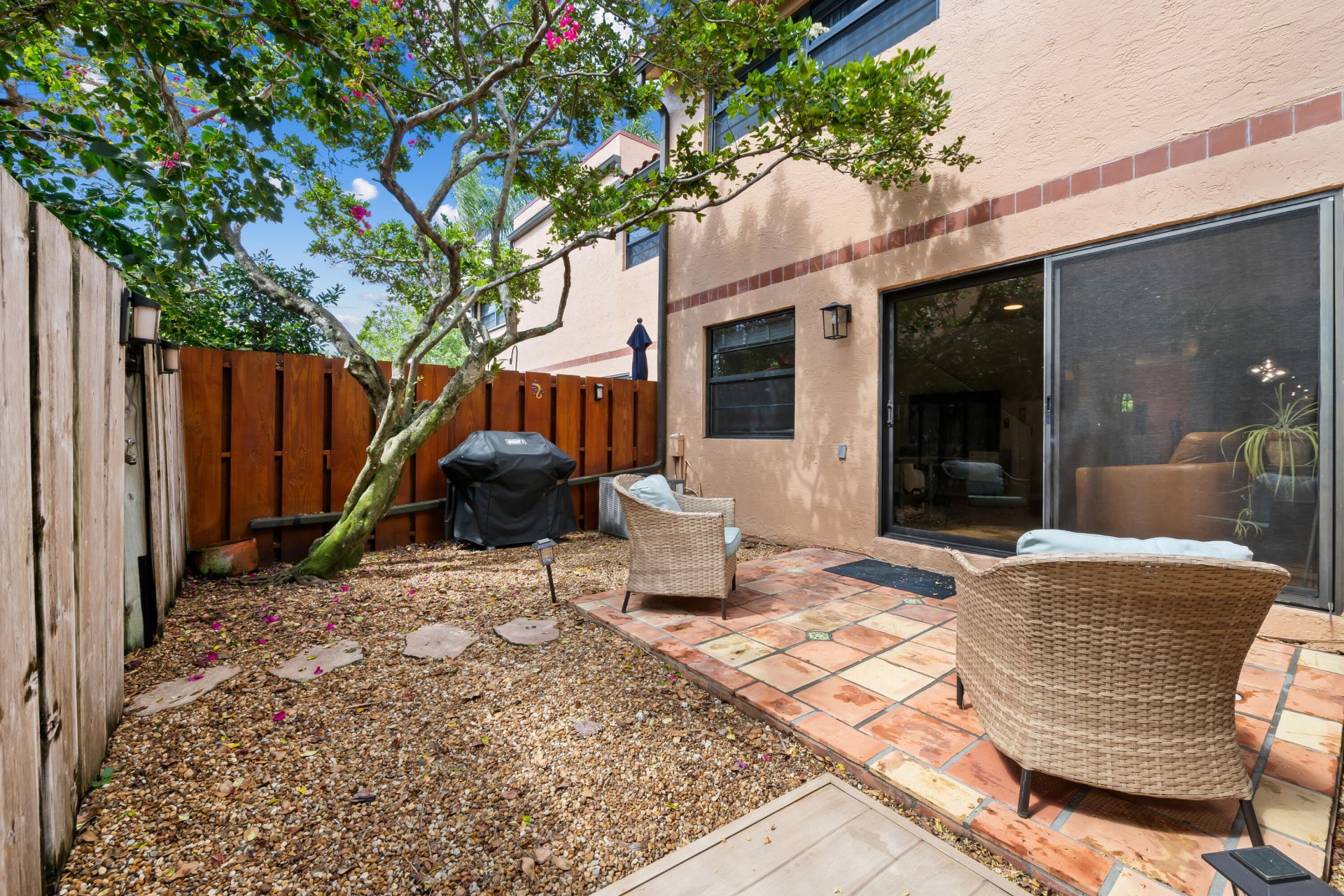 201 NE 16th Place, Unit 104, Fort Lauderdale, FL 33305 Photo