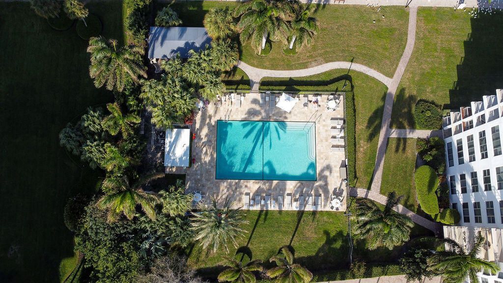875 E Camino Real, Boca Raton, FL 33432 Photo