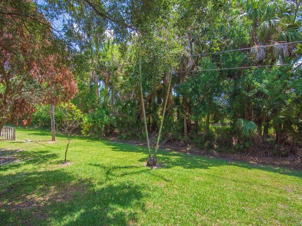 1070 47th Avenue Sw, Vero Beach, FL 32968 Photo