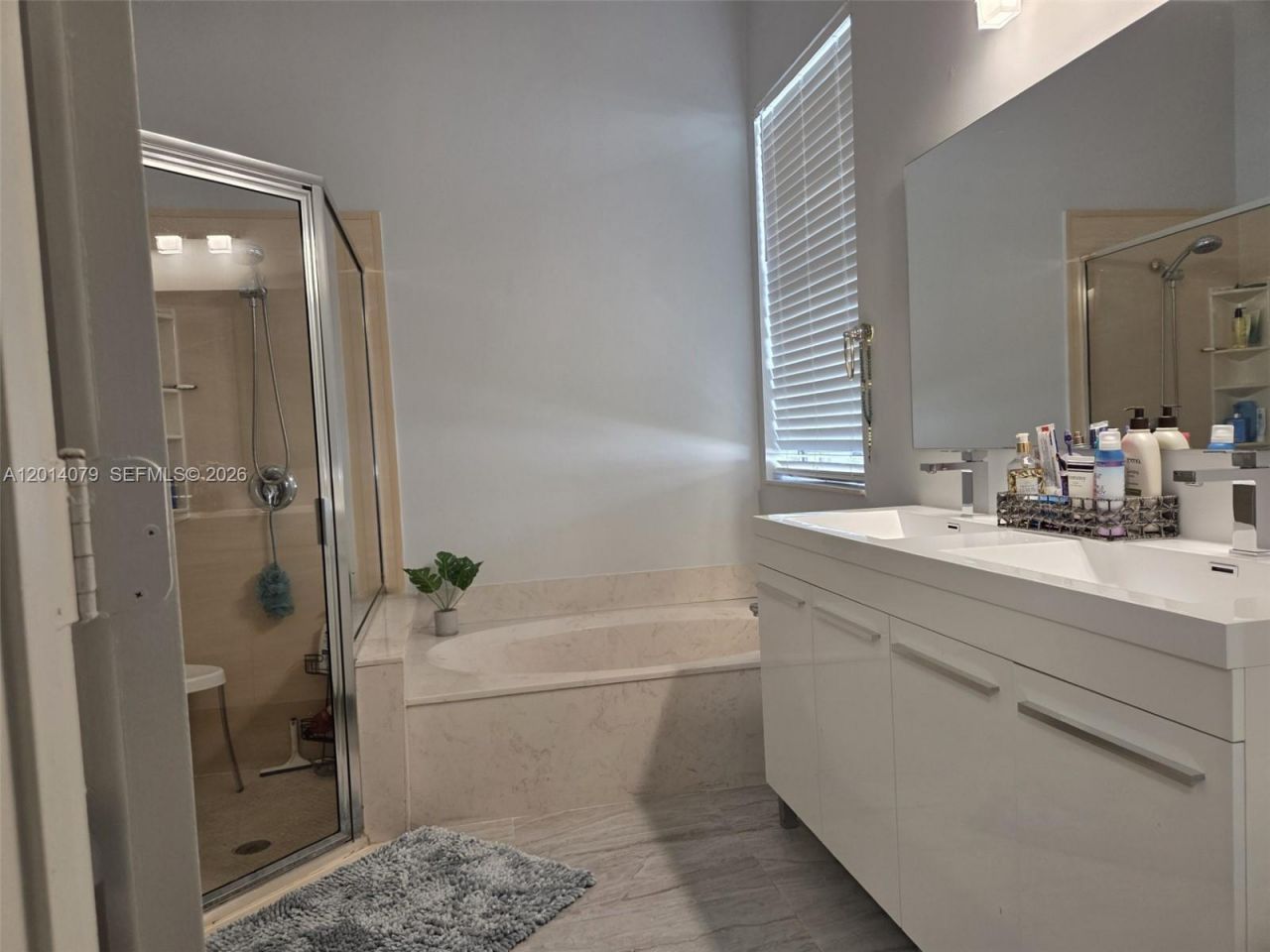 1101 NW 180th Ave , Pembroke Pines, FL 33029 Photo