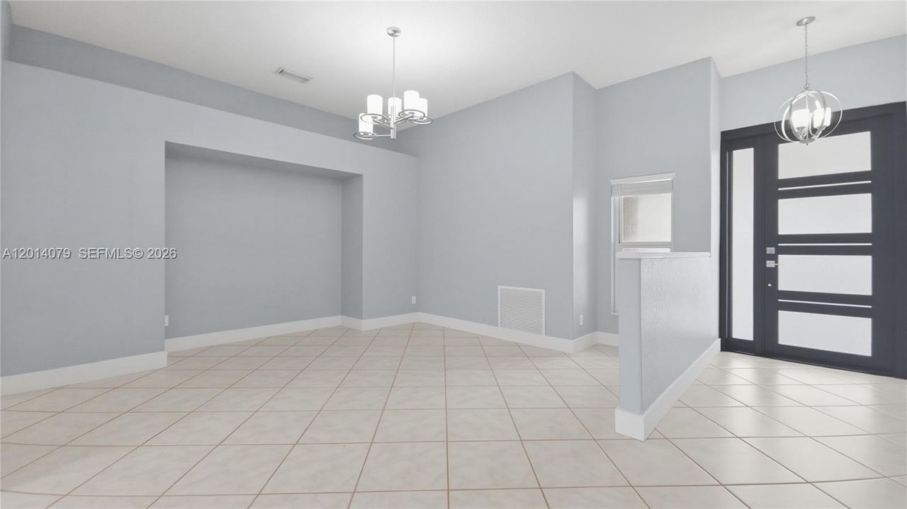 1101 NW 180th Ave , Pembroke Pines, FL 33029 Photo