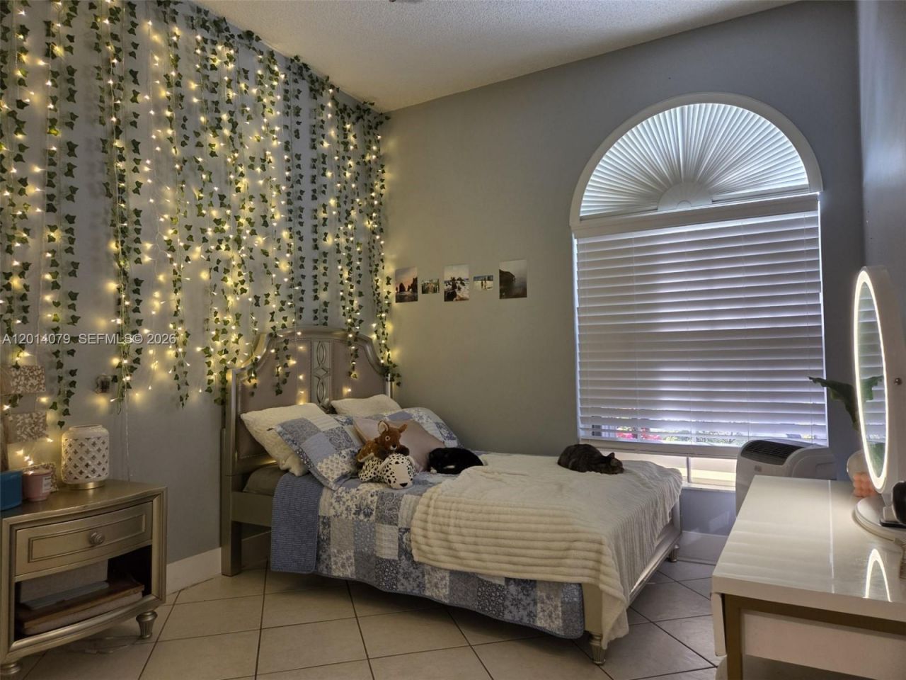 1101 NW 180th Ave , Pembroke Pines, FL 33029 Photo