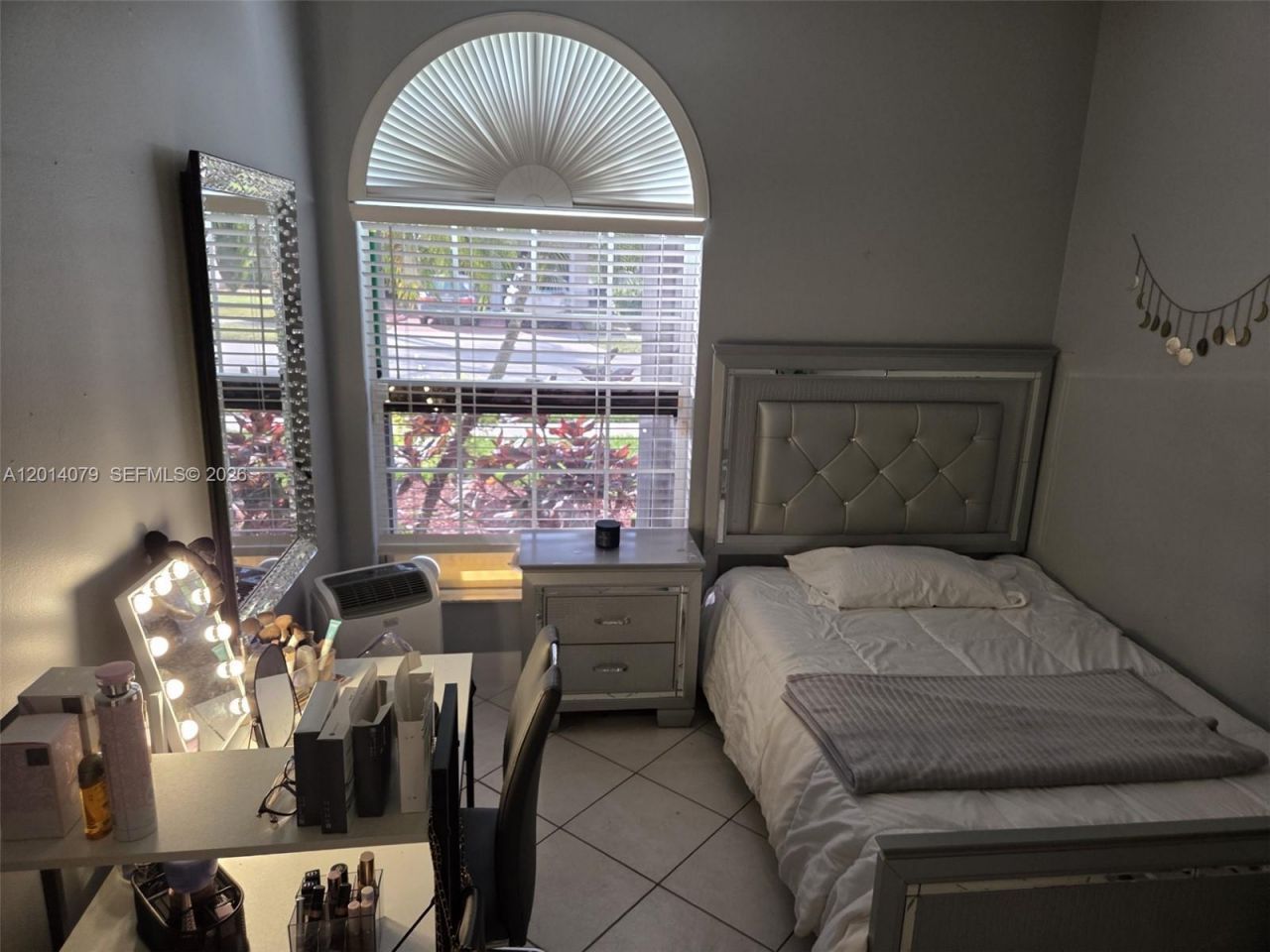 1101 NW 180th Ave , Pembroke Pines, FL 33029 Photo