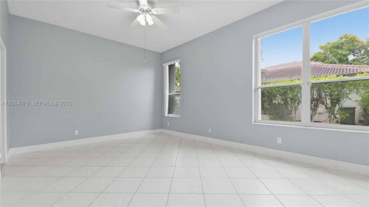 1101 NW 180th Ave , Pembroke Pines, FL 33029 Photo