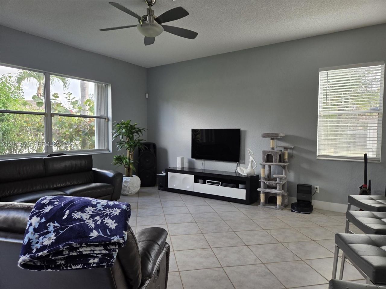 1101 NW 180th Ave , Pembroke Pines, FL 33029 Photo