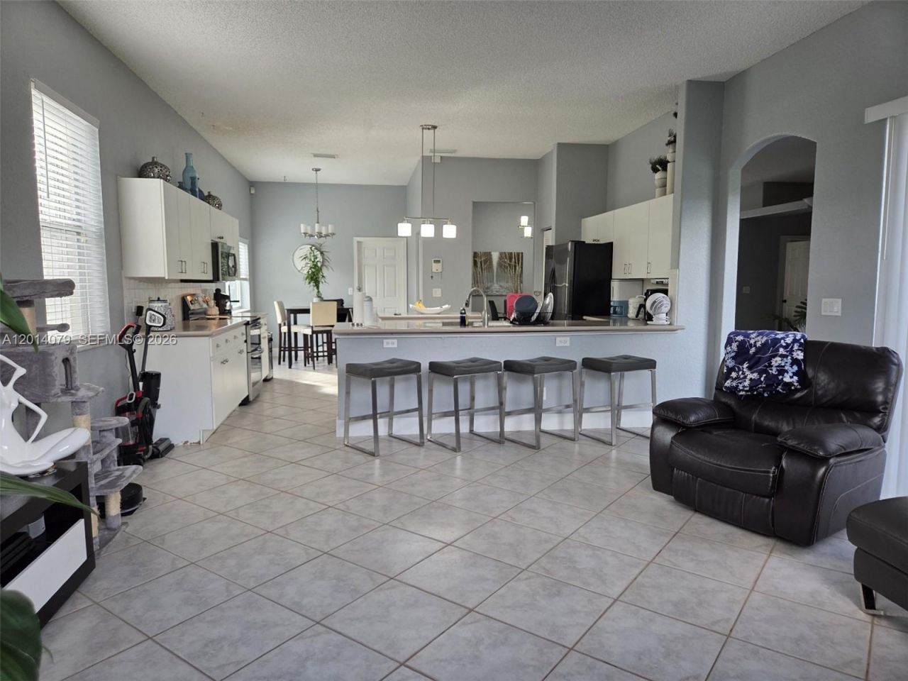 1101 NW 180th Ave , Pembroke Pines, FL 33029 Photo