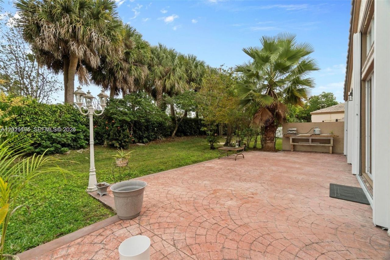 15522 NW 12th Ct , Pembroke Pines, FL 33028 Photo