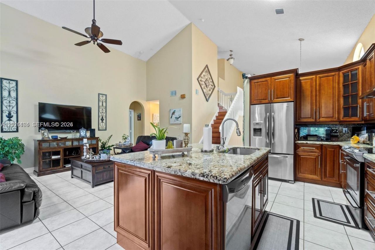 15522 NW 12th Ct , Pembroke Pines, FL 33028 Photo