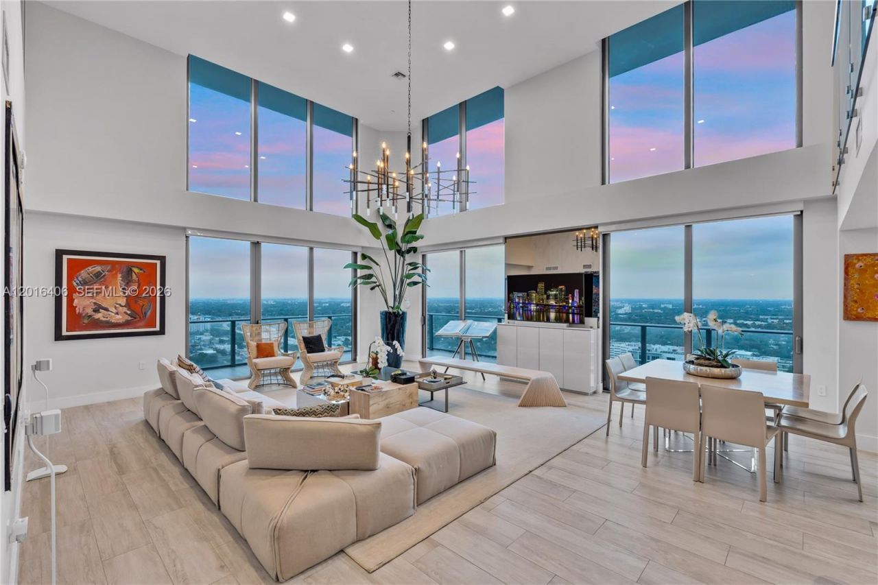 121 NE 34th St, Unit PH3217, Miami, FL 33137 Photo