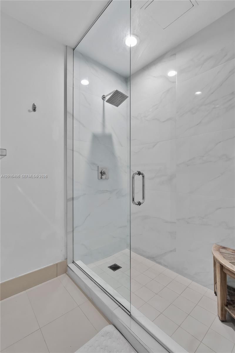 121 NE 34th St, Unit PH3217, Miami, FL 33137 Photo