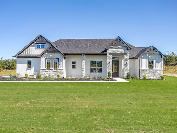 200 Sweetgrass Drive, Poolville, TX 76487