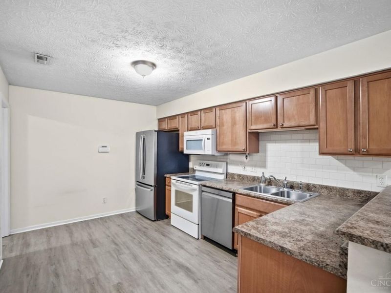4535 Spikerush Lane, West Chester, OH 45069 Photo 11
