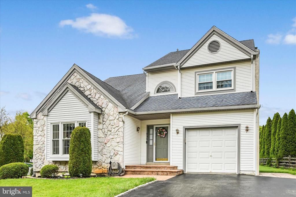 232 BEATRICE LANE, ASTON, PA 19014