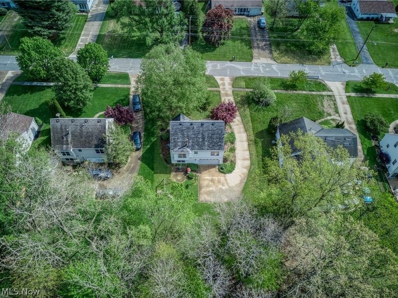 1722 W Idlewood Drive, Twinsburg, OH 44087 Photo 34