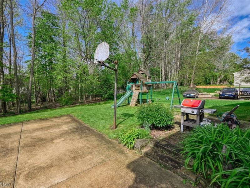 1722 W Idlewood Drive, Twinsburg, OH 44087 Photo 8