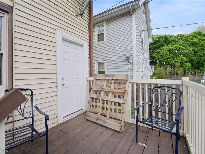 9615 Larnder Avenue, Cleveland, OH 44109 Photo 23