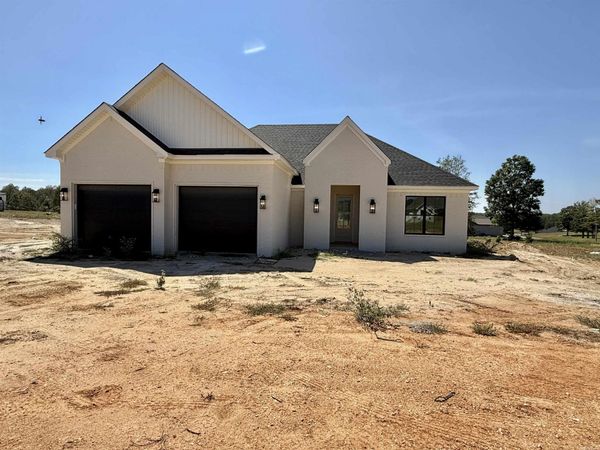4015 Creek Top, Bauxite, AR 72011