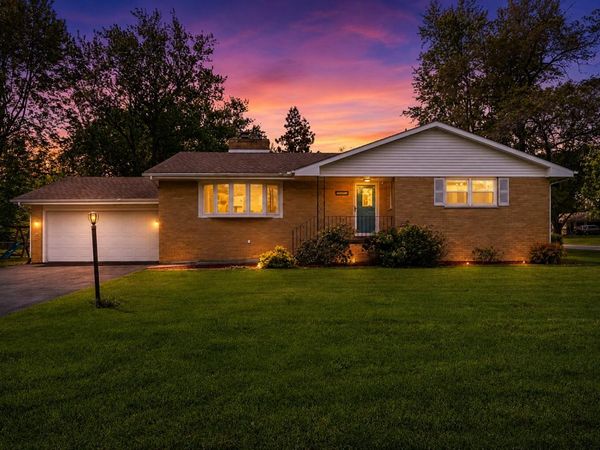 7605 W 86th Avenue, Crown Point, IN 46307