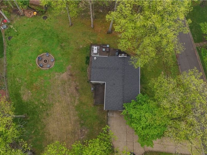 2490 Oak Tree Drive NW, Dover, OH 44622 Photo 18