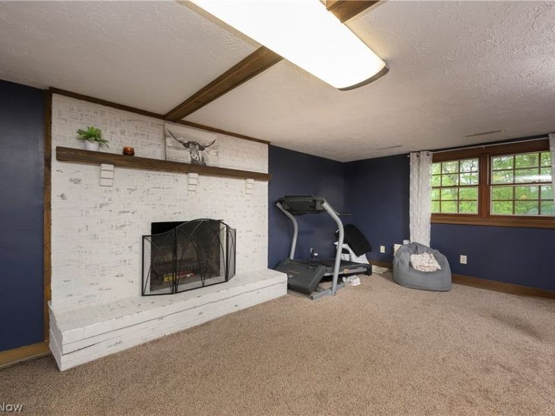 2490 Oak Tree Drive NW, Dover, OH 44622 Photo 32