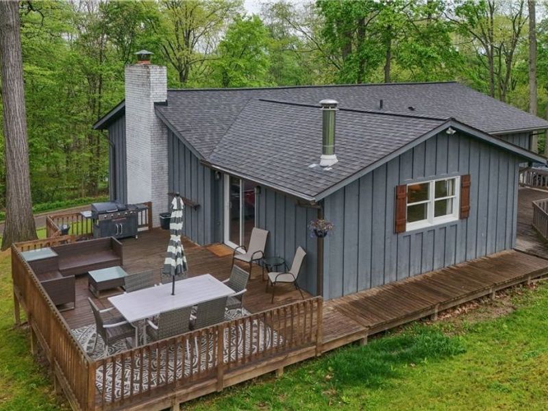 2490 Oak Tree Drive NW, Dover, OH 44622 Photo 5