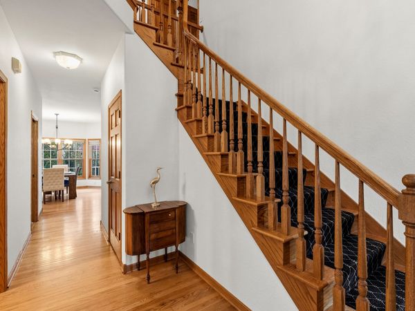 W72N509 Cider Mill Ct, Cedarburg, WI 53012