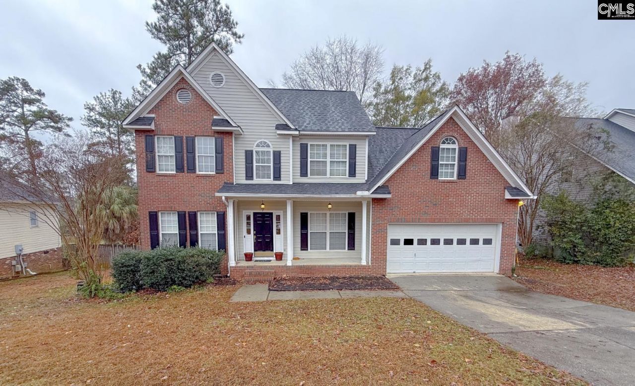 307 Heatherstone Road  Photo 4