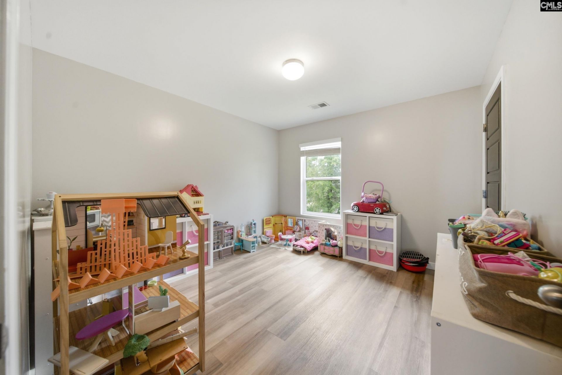 174 Coatbridge Drive Photo 23