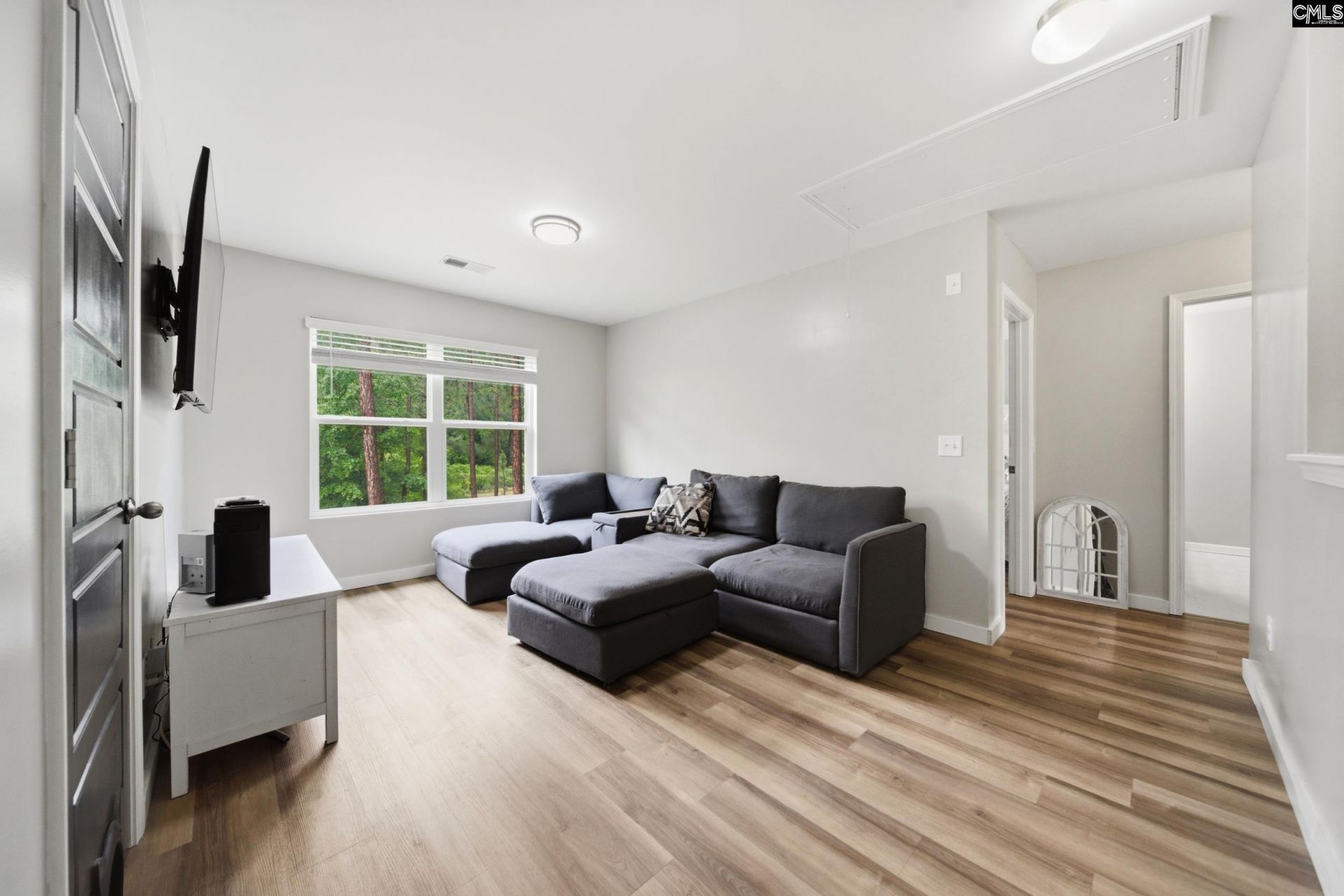 174 Coatbridge Drive Photo 25