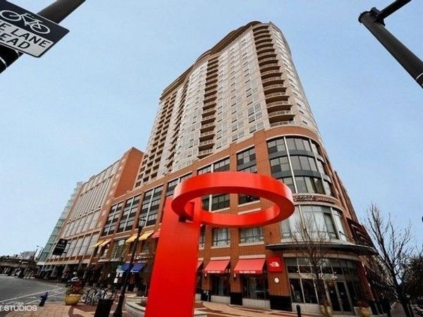 807 Davis Street, Unit 1110, Evanston, IL 60201