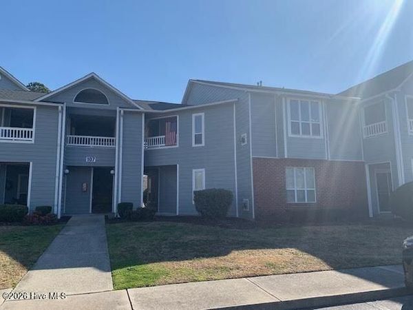 107 Breezewood Drive , Unit F, Greenville, NC 27858